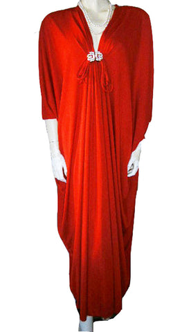 STUNNING VINTAGE LUCIE ANN BEVERLY HILLS GODDESS DRESSING GOWN / EVENING GOWN WITH DAZZLING RHINESTONE CLASP