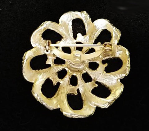VINTAGE '70s GOLD TONE CURLED LEAF PIN BROACH STUDDED WITH AURORA BOREALIS RHINESTONES & A PEARL