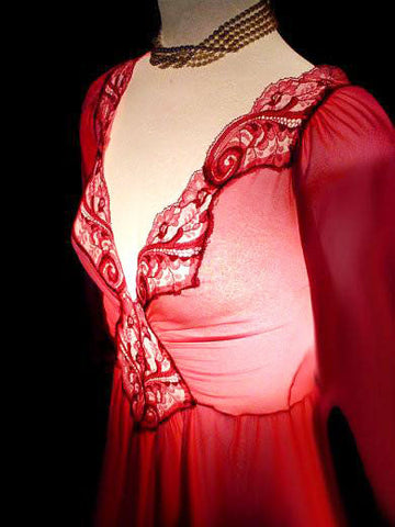 VINTAGE RARE OLGA SPANDEX LACE NIGHTGOWN WITH SLEEVES IN FERRARI RED