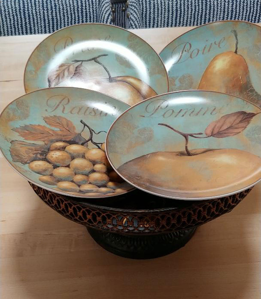 NEW OLD STOCK - OLD WORLD LOOK DESIGN PORCELAIN SALAD PLATES (SET OF 4)  - JUST GORGEOUS!