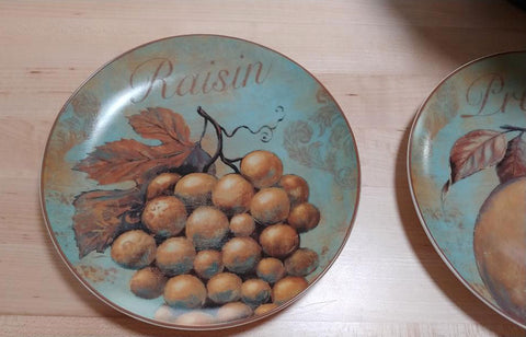 NEW OLD STOCK - OLD WORLD LOOK DESIGN PORCELAIN SALAD PLATES (SET OF 4)  - JUST GORGEOUS!