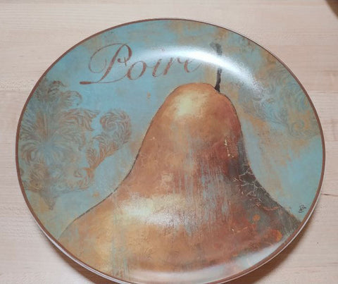 NEW OLD STOCK - OLD WORLD LOOK DESIGN PORCELAIN SALAD PLATES (SET OF 4)  - JUST GORGEOUS!