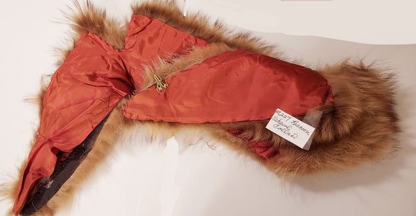 VINTAGE RACCOON SHAWL FUR COLLAR FOR COAT OR SWEATER VINTAGE RACCOON SHAWL FUR COLLAR FOR COAT OR SWEATER