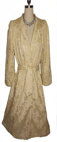 VINTAGE 1940S / 1950S ROYAL MAID JACQUARD BROCADE QUILTED DRESSING GOWN/ROBE IN GOLD DUST