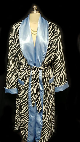 GORGEOUS SWANKIE BLANKIE ZEBRA & BLUE SATIN ROBE - SIZE LARGE