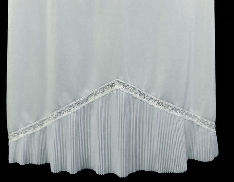 VINTAGE VANITY FAIR CRYSTAL PLEATED LACE HEM IN BABY BLUE