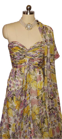VINTAGE VICTORIA ROYAL MADE IN HONG KONG RUCHED SWEETHEART NECKLINE EVENING GOWN WITH STOLE