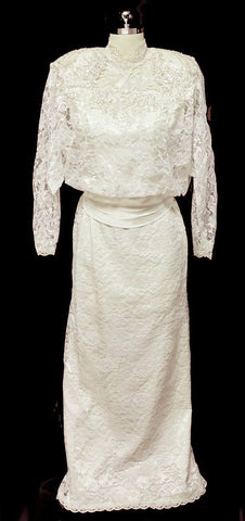 GLAMOROUS VINTAGE '70s / '80s ALFRED ANGELO LACE SEQUINS, PEARLS & APPLIQUES WEDDING GOWN