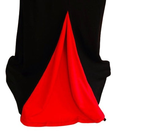 VINTAGE 1970s / 1980s BLACK & RED HALTER BIAS CUT EVENING GOWN BIAS CUT - GLAMOROUS PARTY DRESS