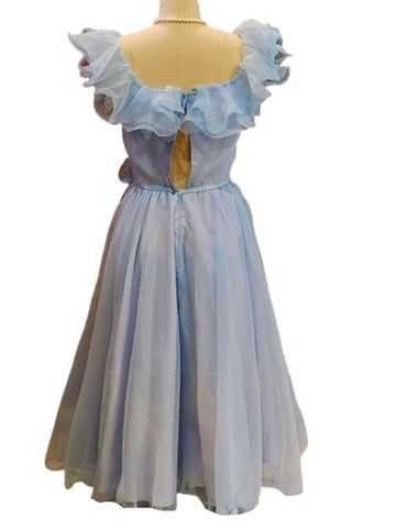 ETHEREAL 1950S BLUE ORGANZA EVENING GOWN WITH SATIN WAIST SASH AND HAND-CRAFTED ROSE DETAIL