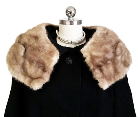 VINTAGE 1960s SCALLOPED MINK DOUBLE SHAWL LIKE COLLAR  -  COAT NOT INCLUDED