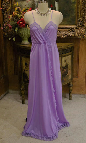 DONNA RICHARD AMETHYST PURPLE LACE NIGHTGOWN - 1970s / 1980s GILLIGAN O'MALLEY PETITE SMALL MAYBE MEDIUM