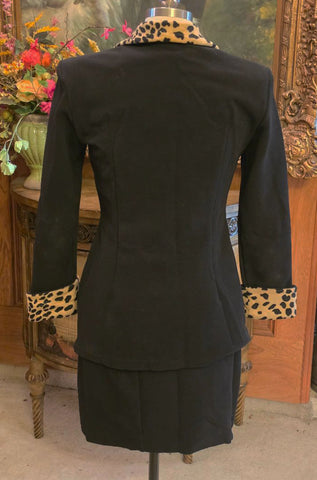 VINTAGE CAREN DESIREE COMPANY BLACK RIBBED SUIT LEOPARD TRIM JACKET SKIRT SET SIZE 6