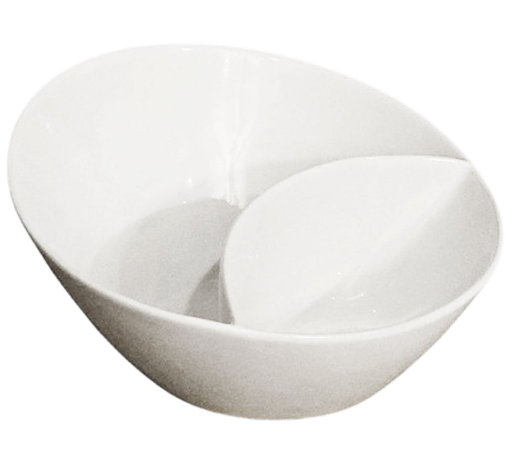 NEW OLD STOCK - (2) HUGE CRATE & BARREL PORCELAIN DIVIDED ANGLED NOODLE BOWLS - SOUP BOWLS - SALAD BOWLS - ONE DISH DINNERS - PERFECT FOR CHINESE, THAI, JAPANESE AND AMERICAN FOOD - SET OF 2 BOWLS