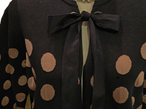 NEW - CHICO'S BLACK KNIT COAT CAMEL DOTS OPEN FRONT GROMMET RIBBON CLOSURE GLAMOUR