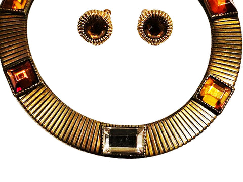 VINTAGE DARK GOLD-TONE METAL CLEOPATRA LOOK JEWELED NECKLACE WITH MATCHING EARRINGS SET