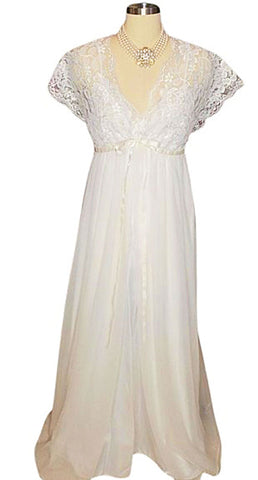 VINTAGE NEW WITH TAG DONNA RICHARD LACE & SATIN PEIGNOIR AND NIGHTGOWN BRIDAL SET