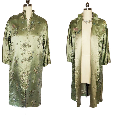 VINTAGE 50S 60S DYNASTY SILK SATIN DRESSING GOWN ROBE JADE WITH CRANES AND BUTTERFLIES MADE IN HONG KONG BRITISH CROWN COLONY