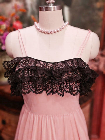 VINTAGE EYE FUL BY "THE FLAUMS" PINK & BLACK LACE RUFFLES NIGHTGOWN WITH SCALLOPED LACE HEM