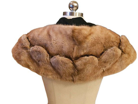 VINTAGE 1960s SCALLOPED MINK DOUBLE SHAWL LIKE COLLAR  -  COAT NOT INCLUDED