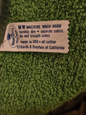 VINTAGE '60s -'70s CHRISTMAS SPARKLING SANTA CLAUS VELVETY & TERRY APRON WITH SATIN TRIM