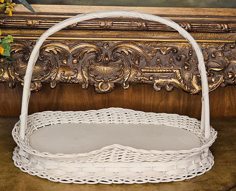 VINTAGE HARRY AND DAVID HAND WOVEN OFF WHITE WICKER BASKET FLORAL BASKET DECORATIVE BASKET