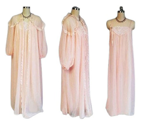 EXQUISITE VINTAGE FLUFFY INTIME LACE DOUBLE NYLON PEIGNOIR & NIGHTGOWN IN VENETIAN PEACH
