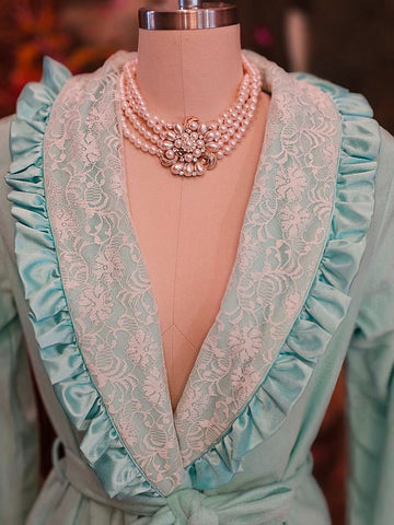 1960s BREATHTAKING AQUA ROBE BY KINGLY – WHITE LACE TRIM, SATIN LAPELS – VINTAGE LOUNGE GLAMOUR