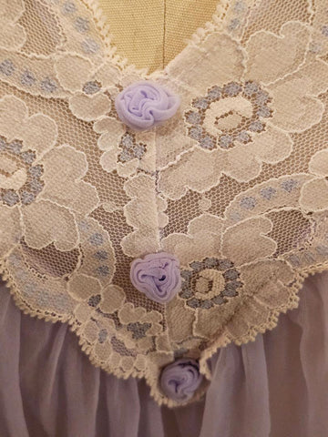 VINTAGE JENELLE DOUBLE NYLON NIGHTGOWN WITH NYLON ROSETTES IN LAVENDER & LACE