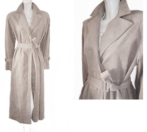 GORGEOUS LILLI ANN '70s ULTRASUEDE CLASSIC TRENCH COAT IN TAUPE - WASHABLE