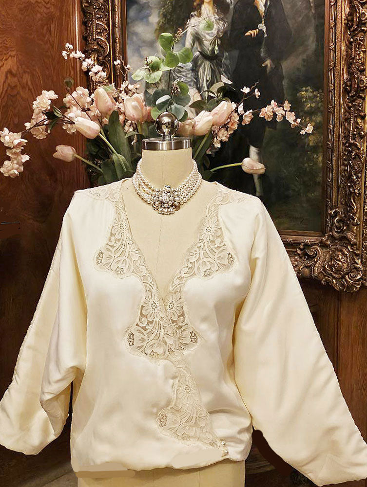VINTAGE LILY OF FRANCE BY ROSA PULEO SZULE IVORY SATINY LACE PUFFED BED JACKET DESIGNER BED JACKET