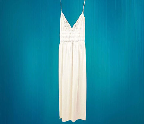 VINTAGE LILY OF FRANCE ROSA PULEO SZULE LACE PLEATED NIGHTGOWN W BEAUTIFUL OPEN BACK IN SNOW DROP