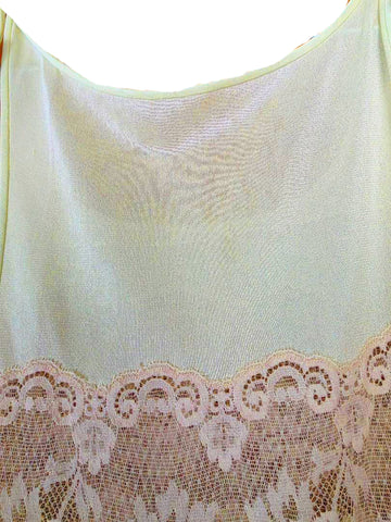VINTAGE FORMFIT ROGERS LIME NIGHTGOWN WITH SCALLOPED IVORY LACE & BOW STRAPS