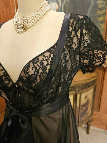 VINTAGE 70S/80S CLAIRE SANDRA BY LUCIE ANN BEVERLY HILLS BLACK LACE PEIGNOIR & NIGHTGOWN SET – HOLLYWOOD GLAMOUR
