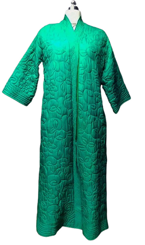 VINTAGE '60s / '70s MACY'S MARCHIONESS METAL ZIP UP SILK & RAYON QUILTED DRESSING GOWN / ROBE MADE IN HONG KONG WITH METAL ZIPPER IN EMERALD ISLE