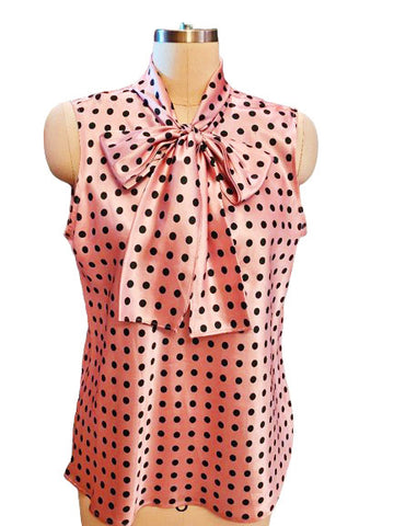 NEW WITHOUT TAGS - NINE WEST PINK WITH BLACK DOT SATIN BLOUSE WITH BOW SIZE LARGE