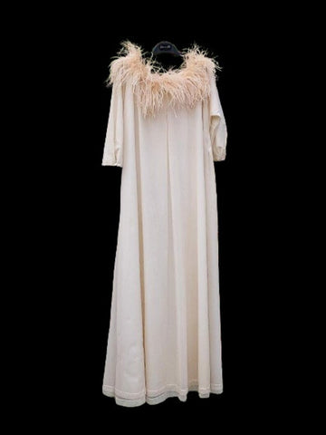 *VINTAGE ODETTE BARSA FROM DORTHY'S IN TULSA 3 LAYER DRESSING GOWN ROBE ADORNED WITH MARABOU AND SATIN RIBBON IN CHAMPAGNE BUBBLES