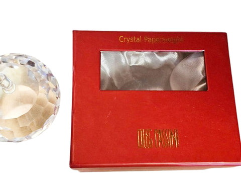OLEG CASSINI SPARKING CRYSTAL FACETED APPLE PAPERWEIGHT - (1 PAPERWEIGHT)