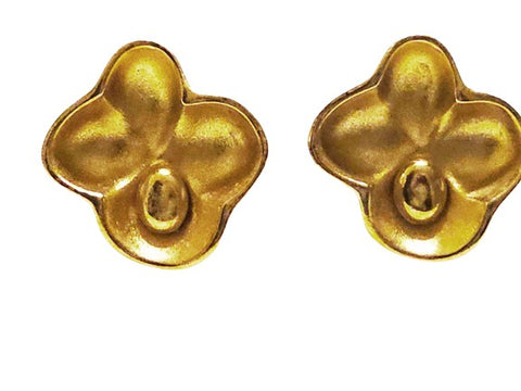 VINTAGE DESIGNER OSCAR DE LA RENTA GOLD TONE BLOSSOM CLIP ON SIGNATURE EARRINGS