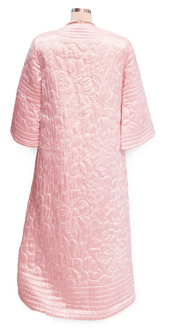 VINTAGE '60S HONG KONG QUILTED SATINY LUXURY ROBE IN PINK CLOUD