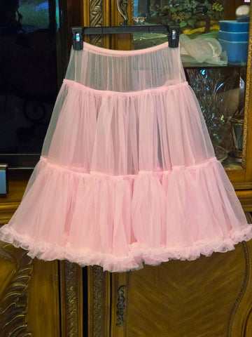 VINTAGE FULL CIRCLE NYLON CRINOLINE - STRAWBERRY ICE CREAM PINK – SOFT & FEMININE