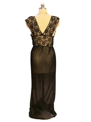 VINTAGE POWERS MODEL BLACK LACE CRYSTAL PLEATED NIGHTGOWN – SOPHISTICATED DRAMATIC