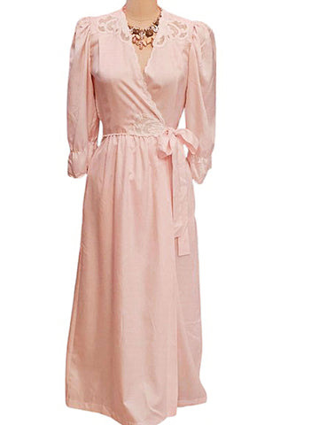 VINTAGE SARA BETH SATIN BRIDAL TROUSSEAU PEIGNOIR • PINK VICTORIAN LOOK ROBE • APPLIQUÉS & LACE • FEMININE SATIN ROBE