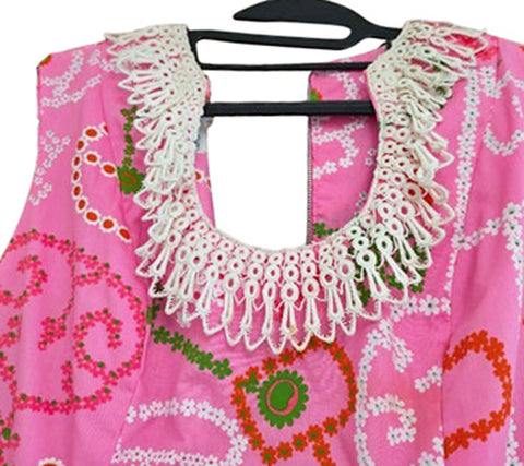 VINTAGE 1960S SHIFTS INTERNATIONALE MIAMI MOD SHIFT DRESS - LACE TRIM-  PINK KEY MOTIFF