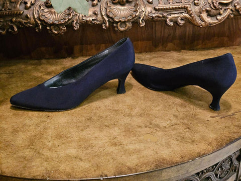 STUART WEITZMAN BLACK FAILLE HIGH HEEL PUMPS 2.5" HOURGLASS HEEL VINTAGE LUXURY