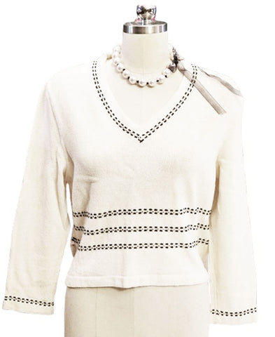 ST. JOHN SPORT MARIE GRAY WOOL BLEND SWEATER IN CREAMY WHITE WITH BLACK SILVER TRIM & PAILLETTES - LARGE
