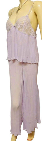 NEW - BEAUTIFUL LACE & PLEATED PALAZZO LOUNGING OUTFIT / PAJAMA SET IN WISTERIA - LARGE