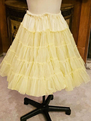 BEAUTIFUL VINTAGE LACE TRIMMED CRINOLINE SLIP IN LEMONCELLO FOR VINTAGE DRESS OR SQUARE DANCE OUTFIT