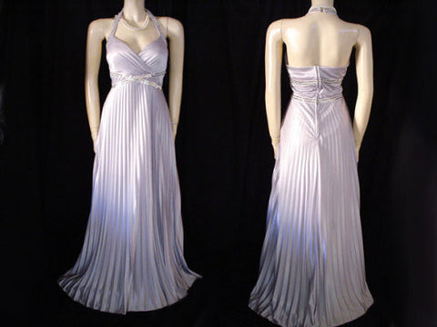 GODDESS LOOK MASQUERADE SILVER PLEATED SEQUIN GRECIAN GODDESS HALTER EVENING GOWN - NEW WITH TAG - PERFECT FOR NEW YEAR'S EVE