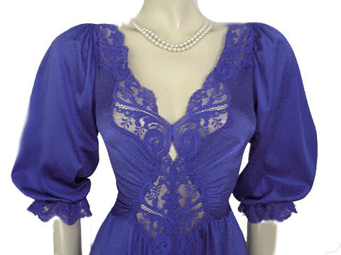 *RARE STYLE VINTAGE OLGA SPANDEX LACE NIGHTGOWN WITH SLEEVES IN BACHELOR BUTTON  - SIZE SMALL